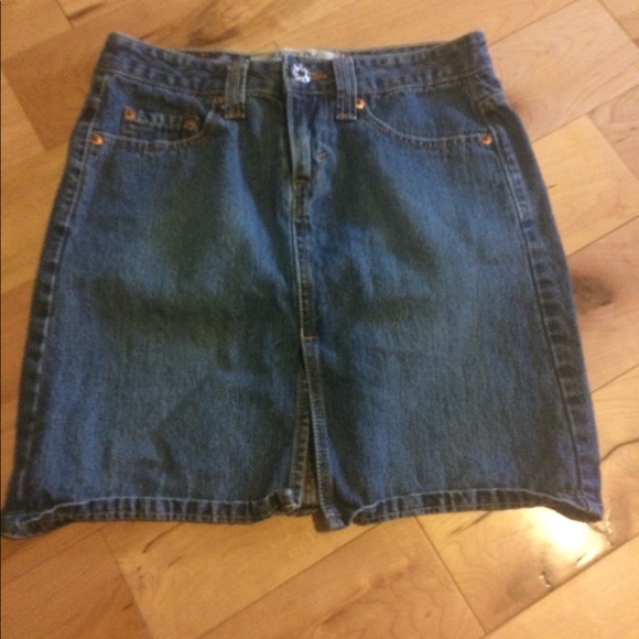 Levi's Dresses & Skirts - FINAL DAY BEFORE DONATING Levi’s denim skirt 3